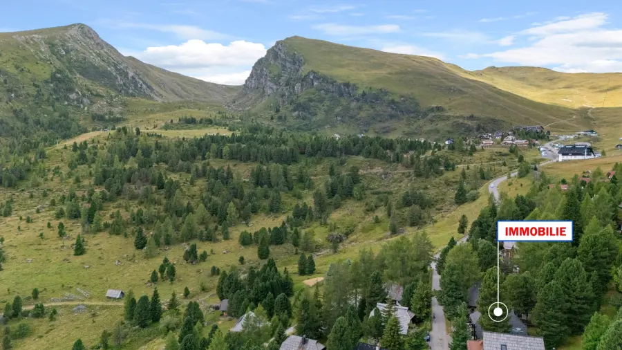 Lage des Chalets im Tal, markiert