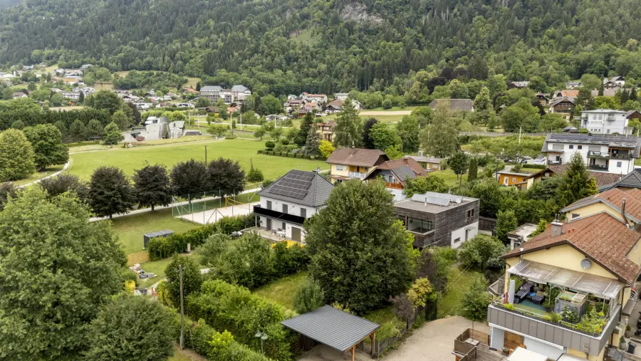 Umgebung des Hauses aus der Luft